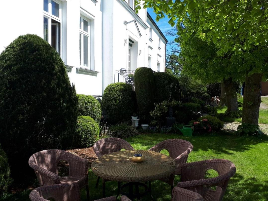 Altes Bauernhaus Im Gruenen Steffenshagen ภายนอก รูปภาพ